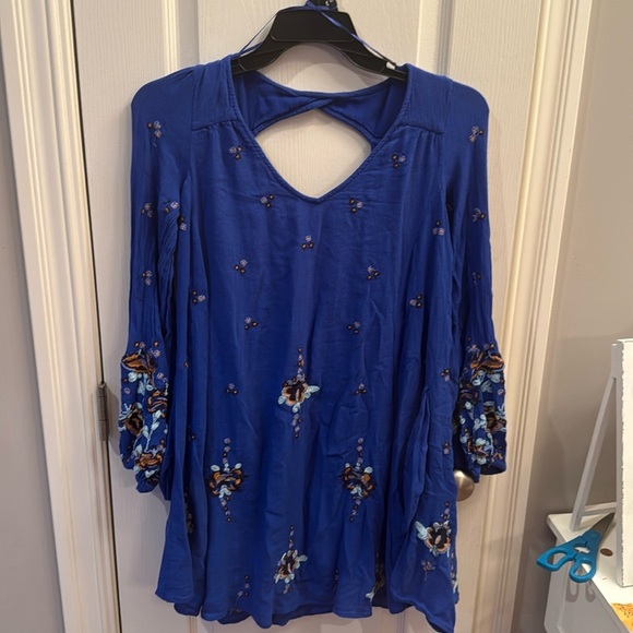 FREE PEOPLE: Oxford Embroidered Mini Dress. Size Medium - Picture 1 of 6